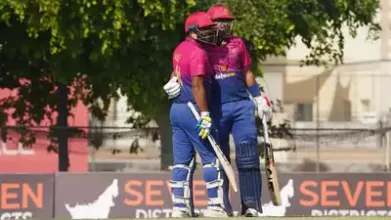 Sydney Sixers v Melbourne Renegades सिडनी सिक्सर्स बनाम मेलबर्न रेनेगेड्स