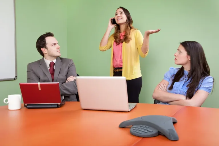 Office Etiquettes: A Superb Guide to Professionalism at Work