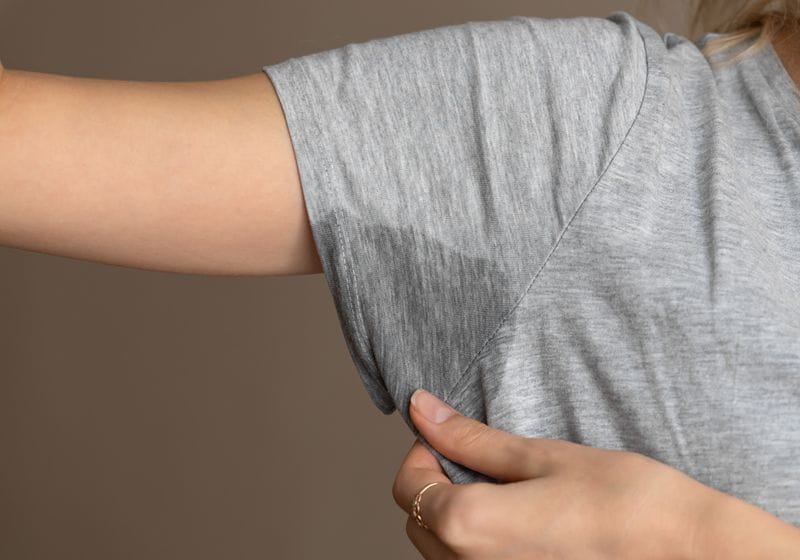 Hot Sweat vs. Cold Sweat—What’s the Difference? 1 Hot Sweat vs. Cold Sweat—What’s the Difference?