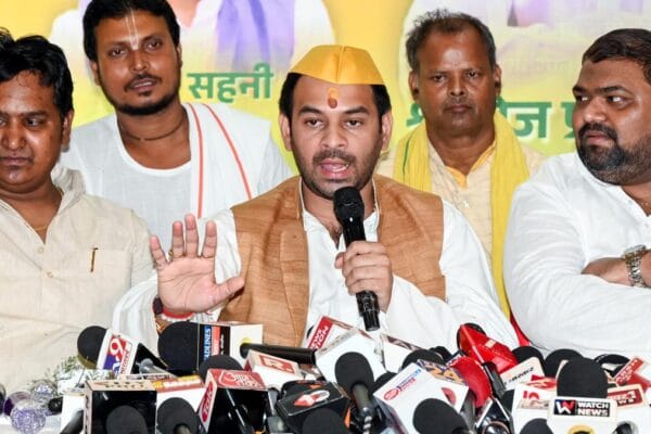 Lalu’s son Tej Pratap announces formation of coalition of 5 minor parties to contest Bihar polls Lalu's son Tej Pratap announces formation of coalition of 5 minor parties to contest Bihar polls