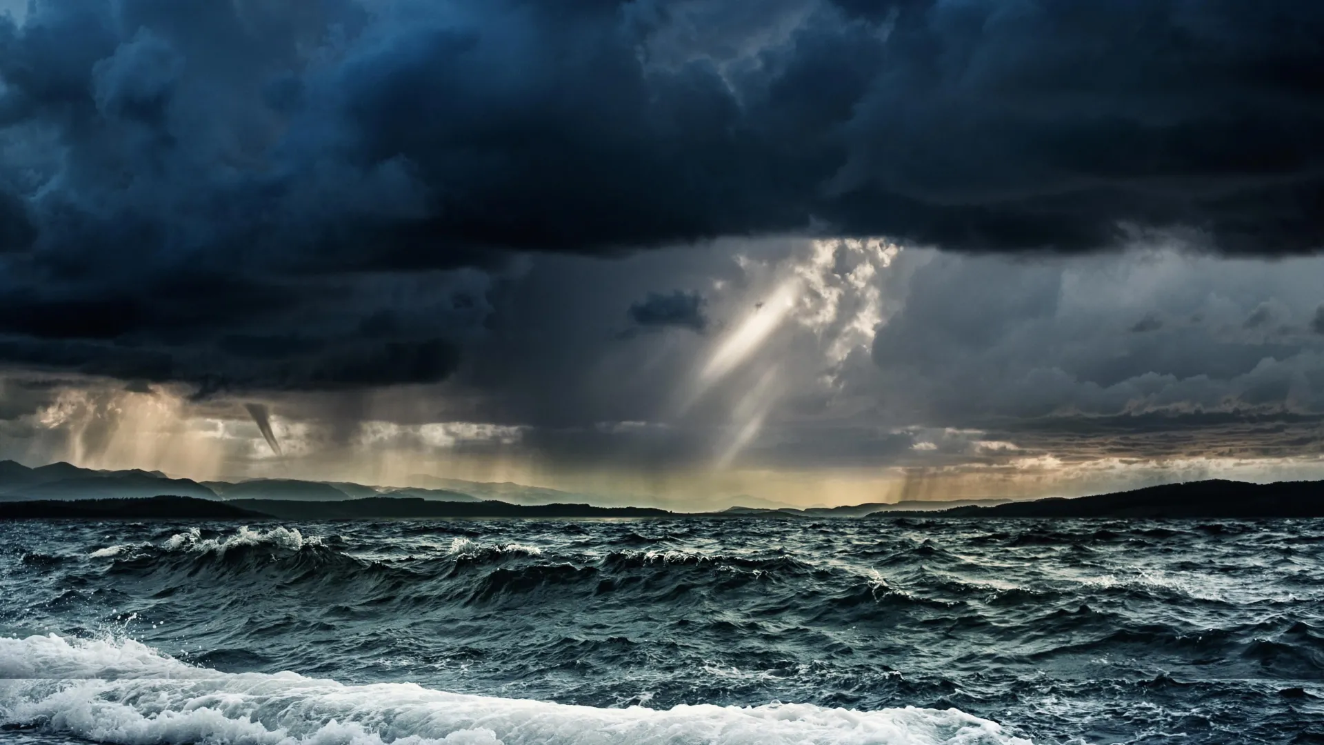 Unprecedented climate shocks are changing the Great Lakes forever 1 Unprecedented climate shocks are changing the Great Lakes forever