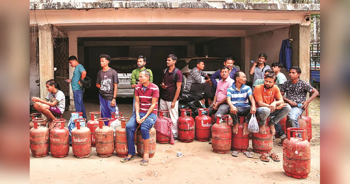 Panic has started in gas supply