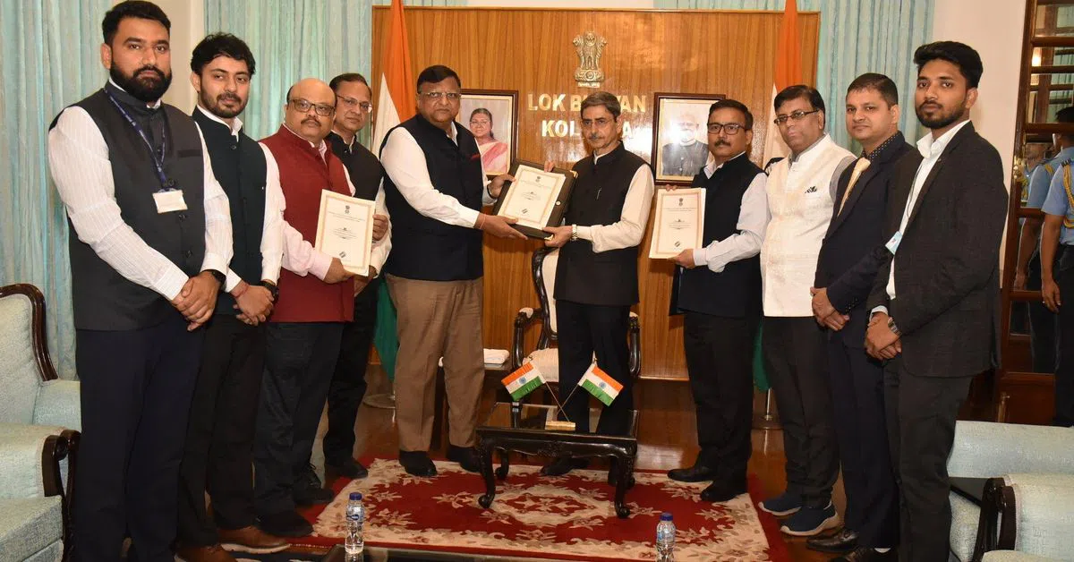 WB CEO meets Governor