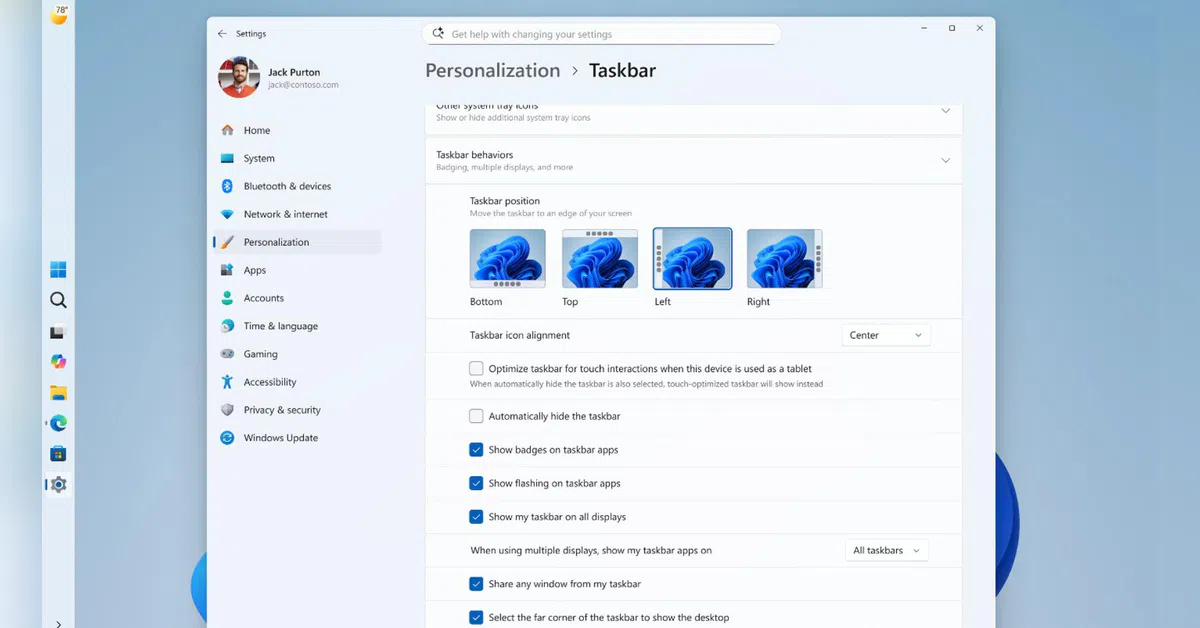 Windows 11 gets custom taskbar