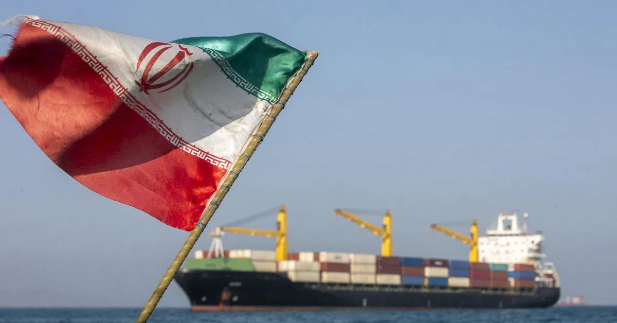 America attacks Iranian radar sites